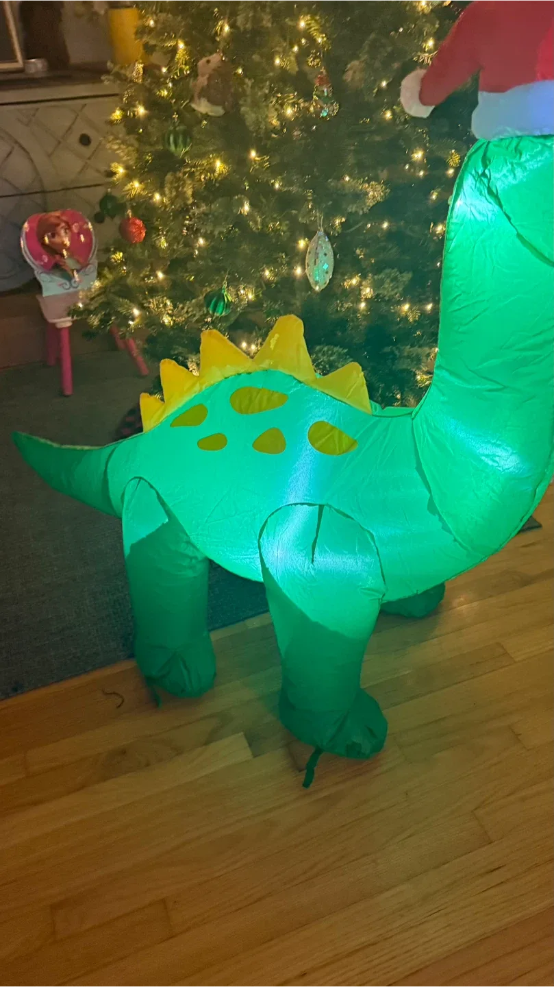 New 4ft Inflatable Christmas Dinosaur Decoration image indicator(4)