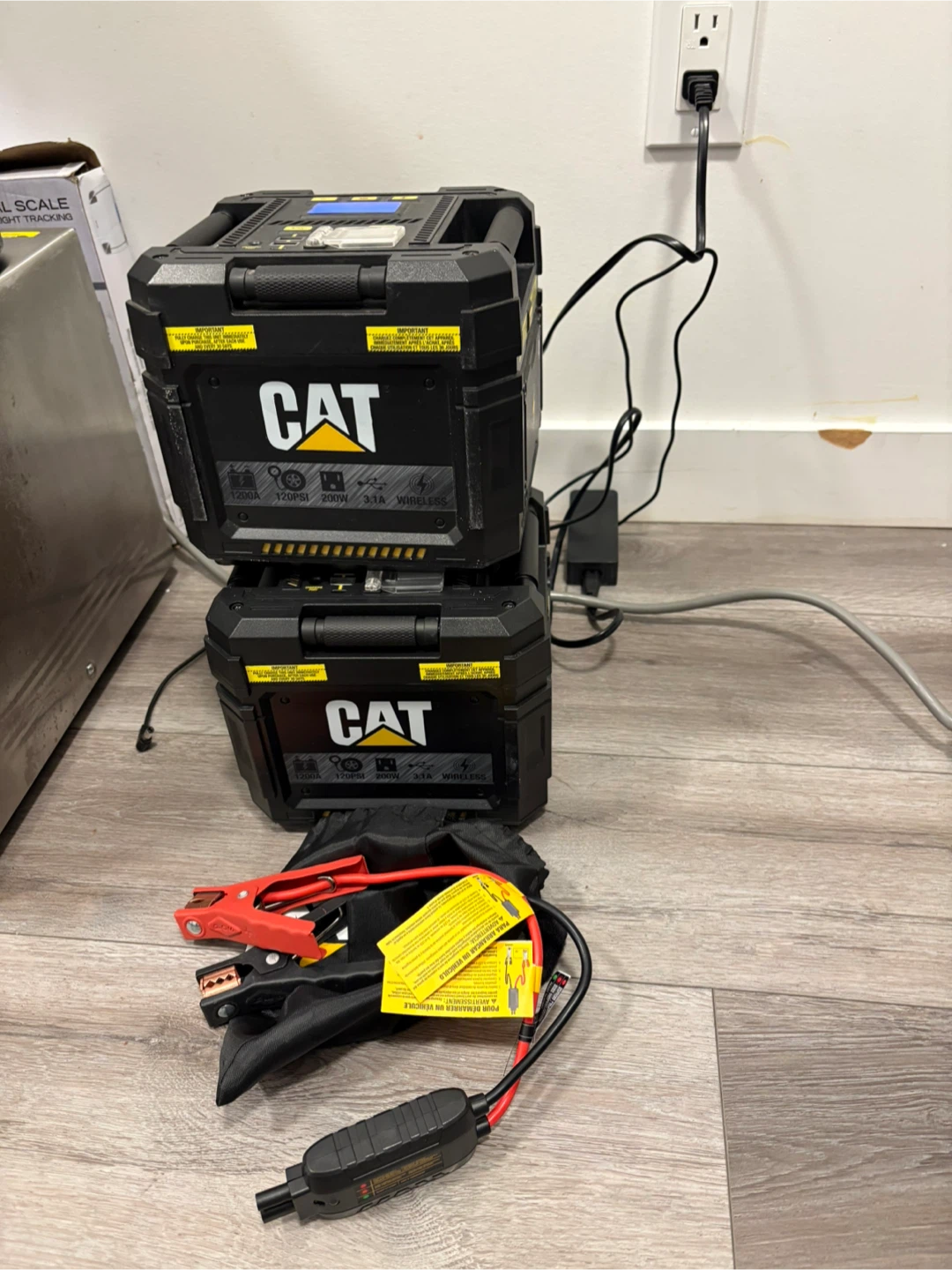 Jump Starter/ tire inflator - photo 5