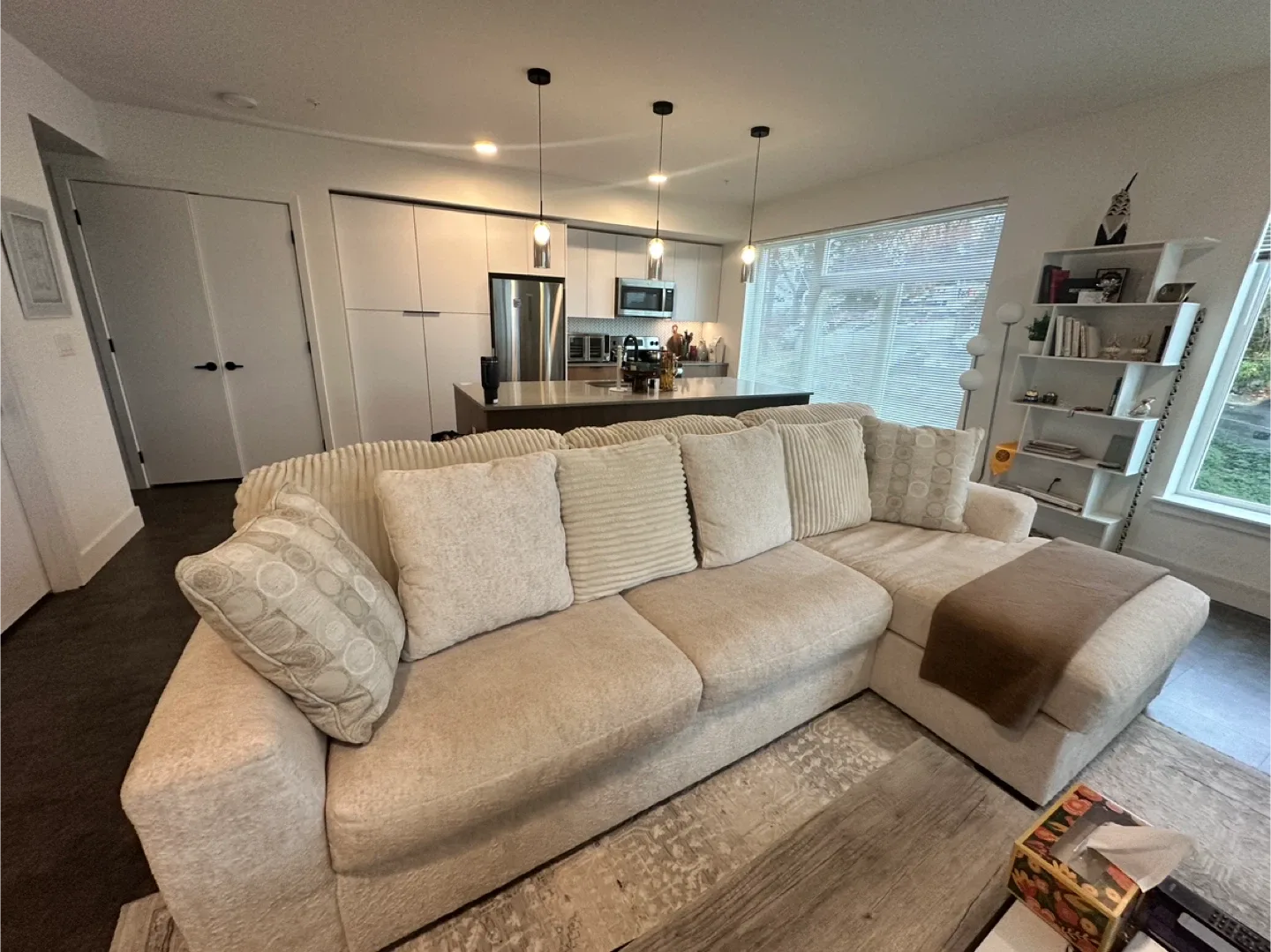 Beige Sectional Sofa w/ 6 Pillows image indicator(6)