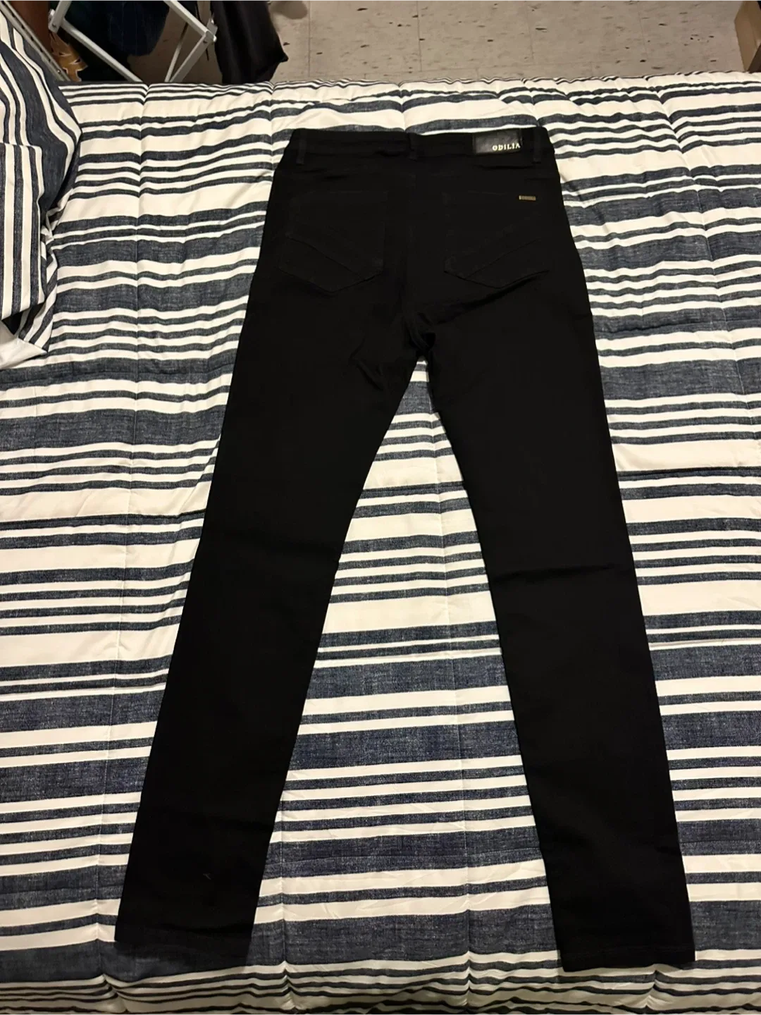 ODILIA Black Jeans - New image indicator(2)
