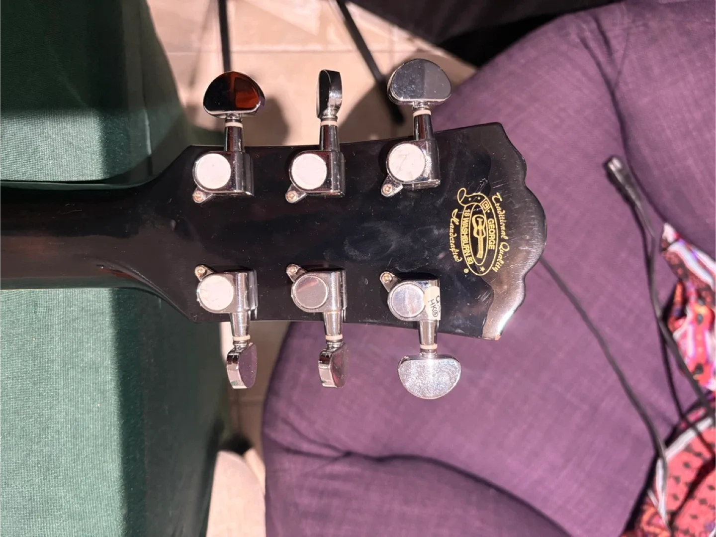 Washburn W10CEB Acoustic Guitar image indicator(4)