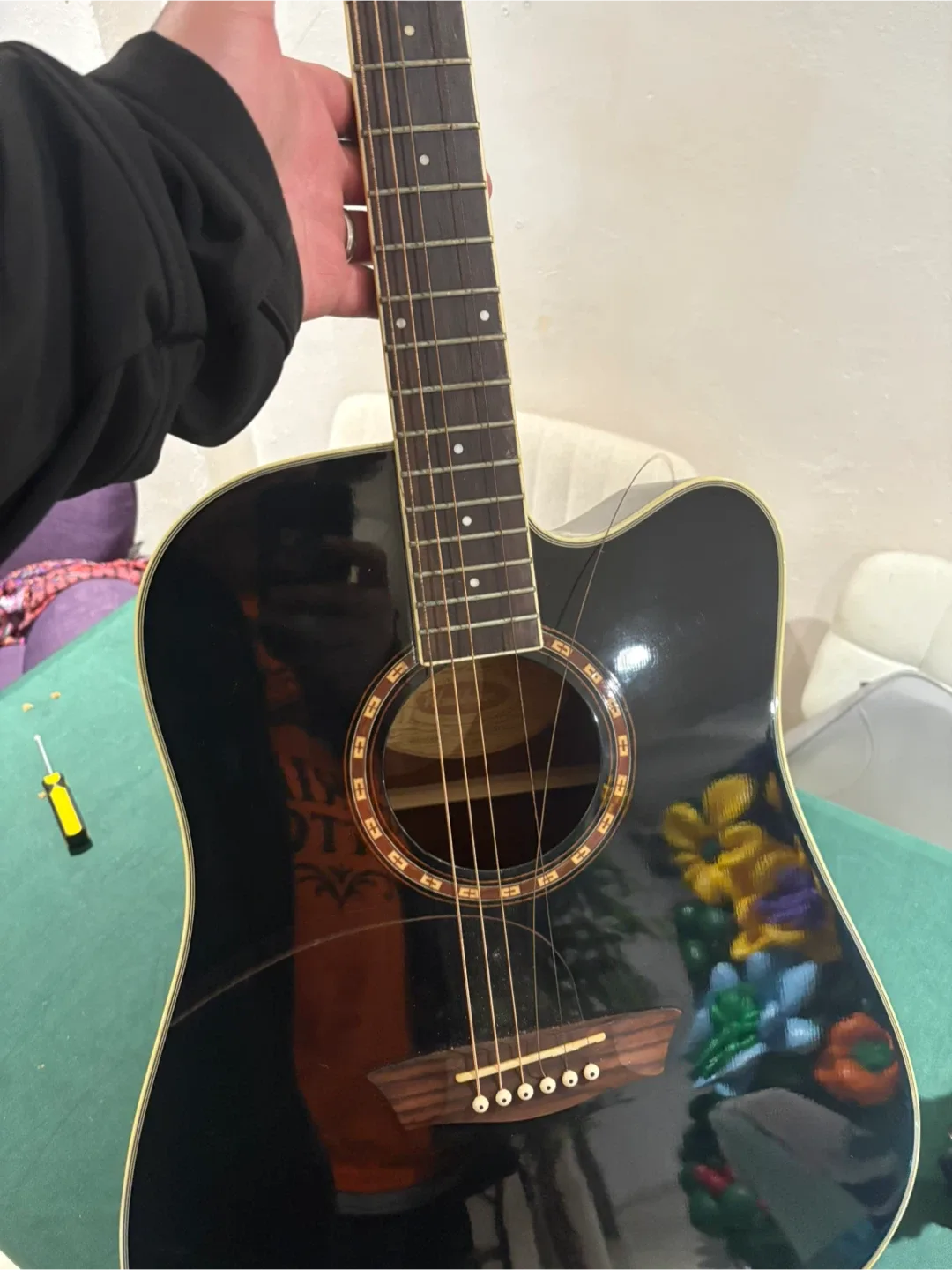 Washburn W10CEB Acoustic Guitar image indicator(2)