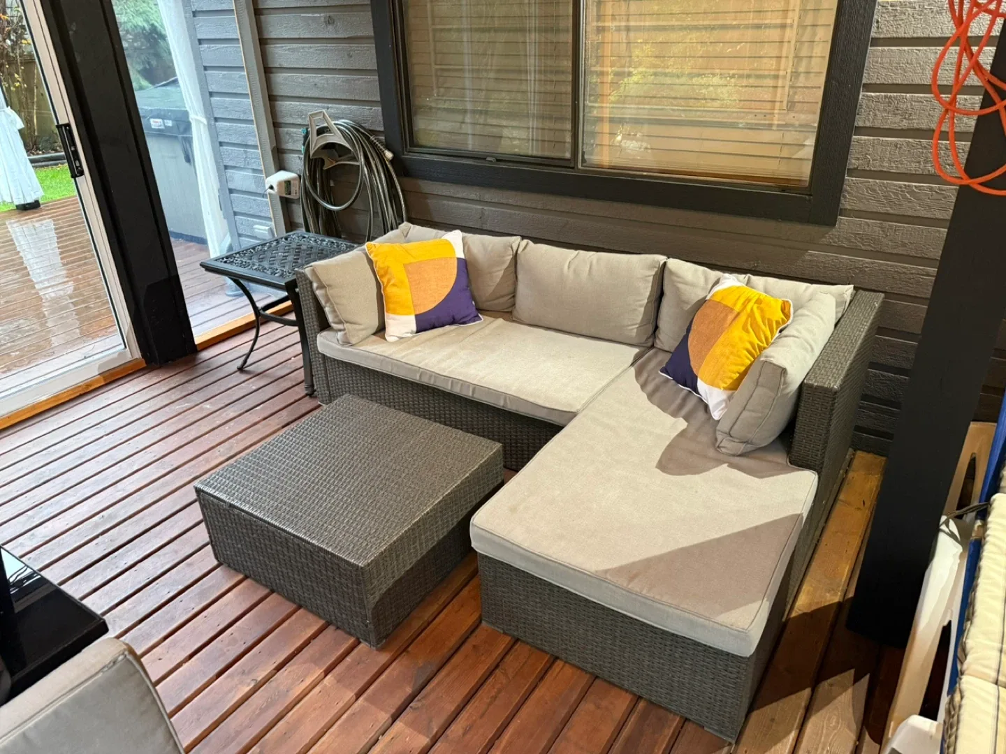 Outdoor Sectional Sofa Set with Ottoman