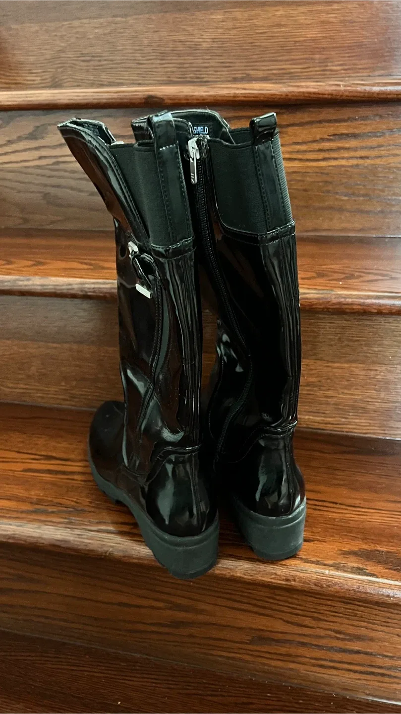 Rockport rain boots size 8.5 image indicator(5)