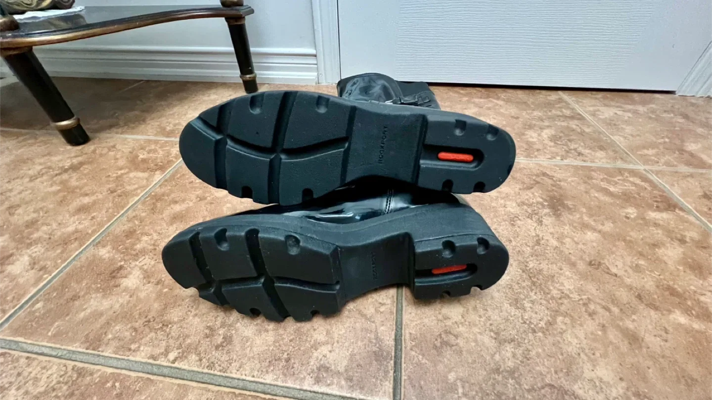 Rockport rain boots size 8.5 image indicator(7)