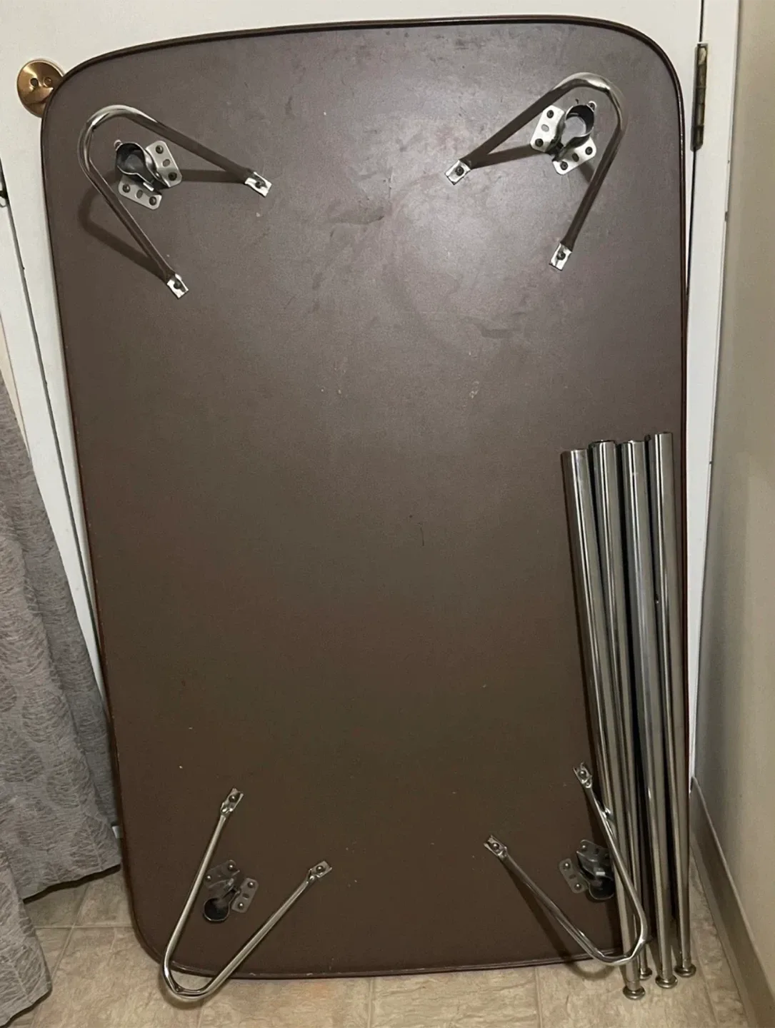 Sturdy Brown Dining Table, Without Chairs image indicator(3)