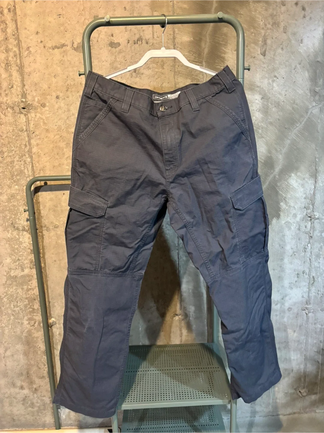 Carhartt Relaxed Fit Cargo Pants image indicator(3)