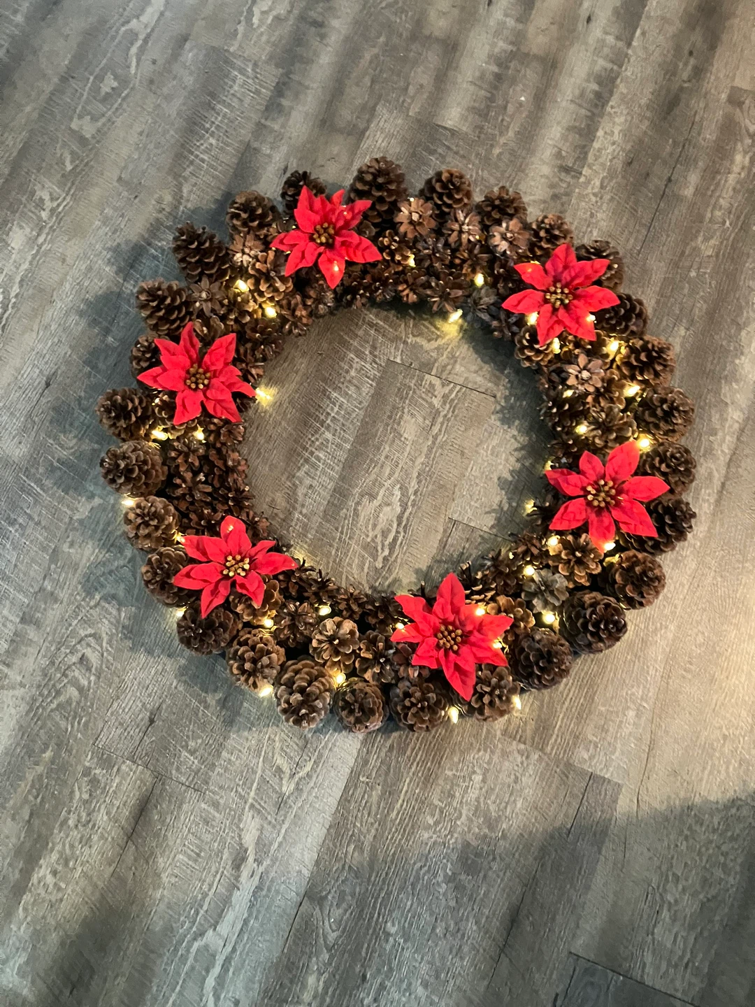 Pinecone & Poinsettia Christmas Wreath - photo 5