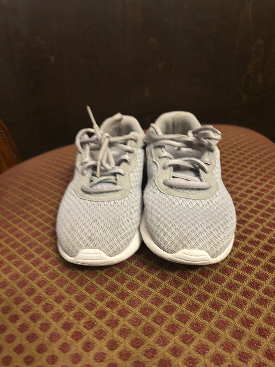 Nike Tanjun Grey Running Shoes size 1 unisex - photo 4
