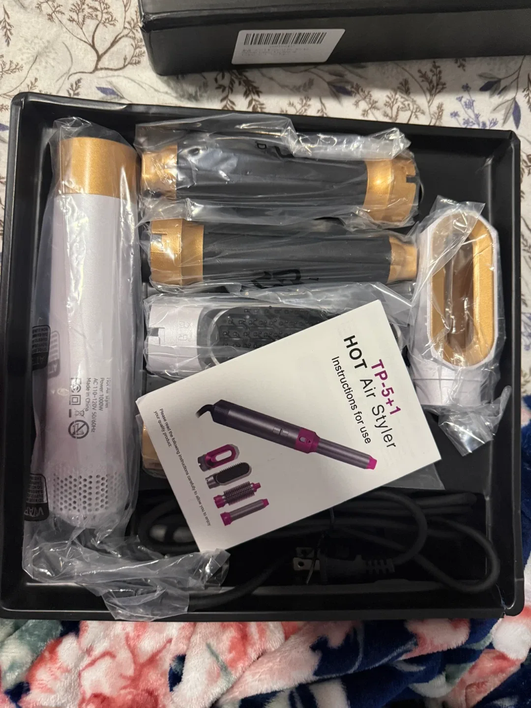 Nora Styler 5-in-1 Hot Air Styler Brush Set image indicator(2)