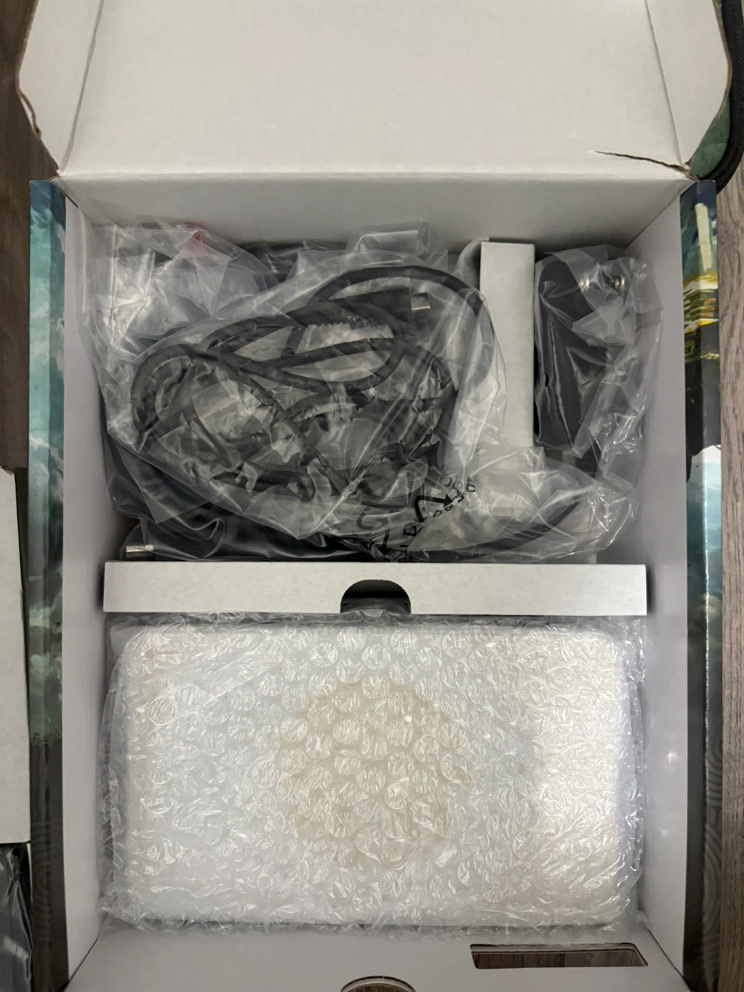 Nintendo Switch OLED Zelda Tears of the Kingdom Edition - photo 3