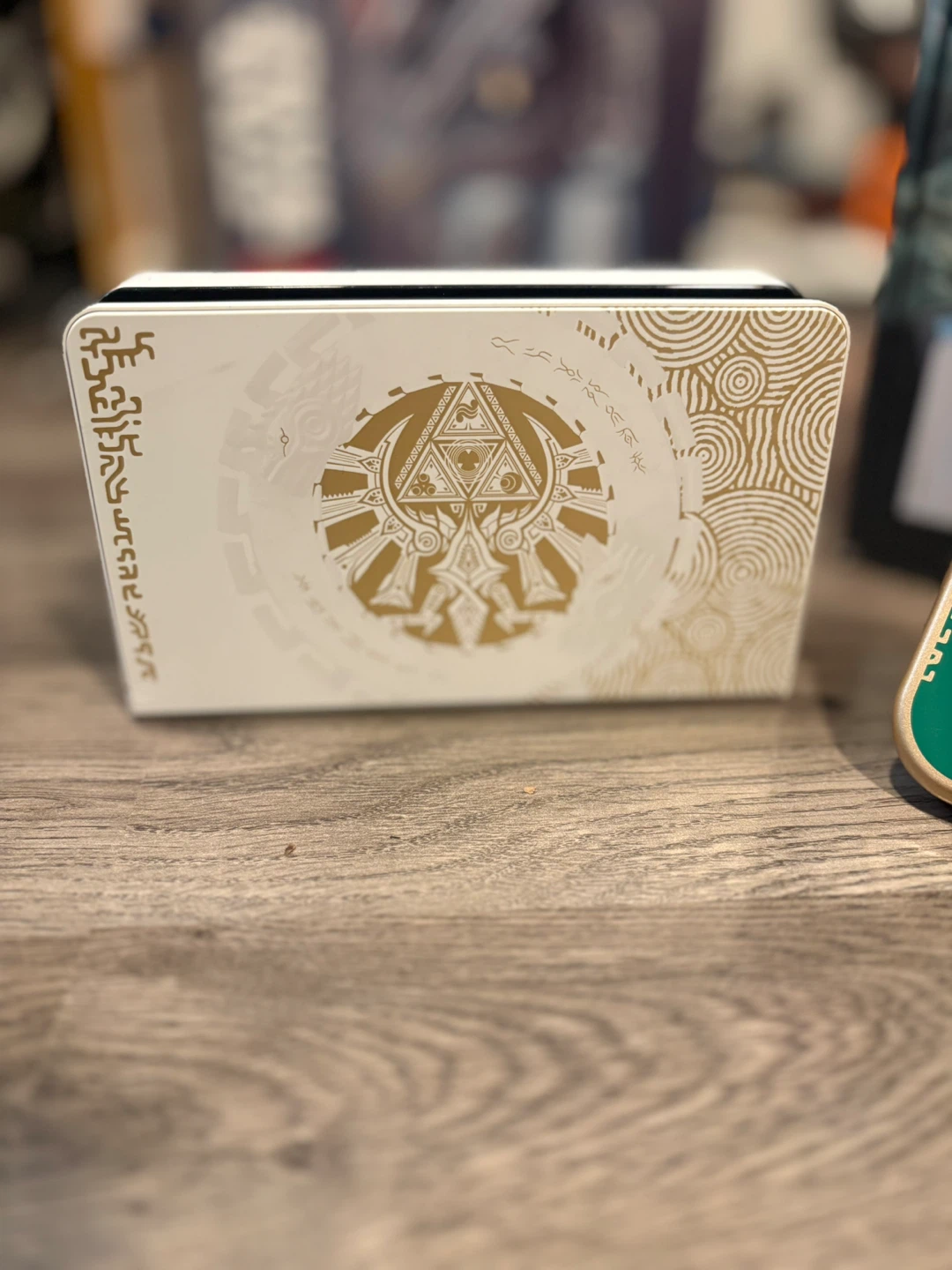 Nintendo Switch OLED Zelda Tears of the Kingdom Edition - photo 5