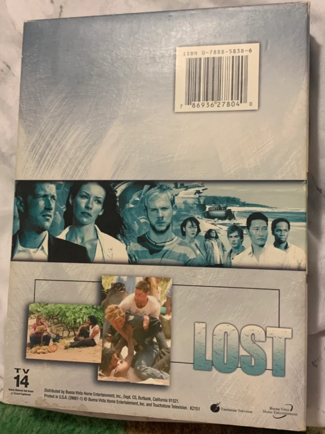 Lost: The Complete First Season DVD Set image indicator(2)
