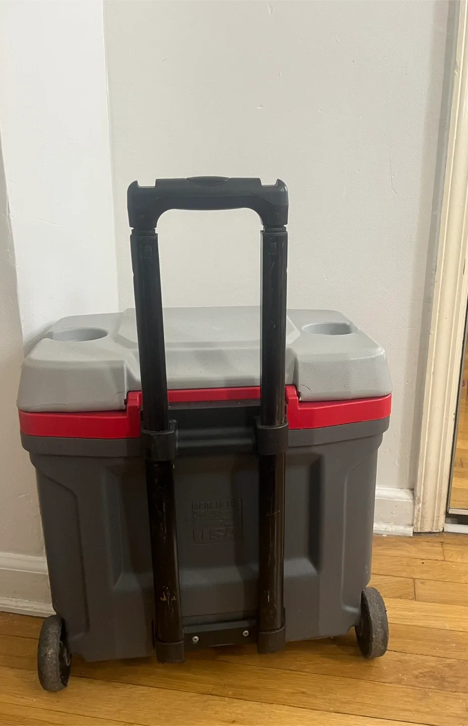 Igloo Latitude 30 Roller Cooler image indicator(4)