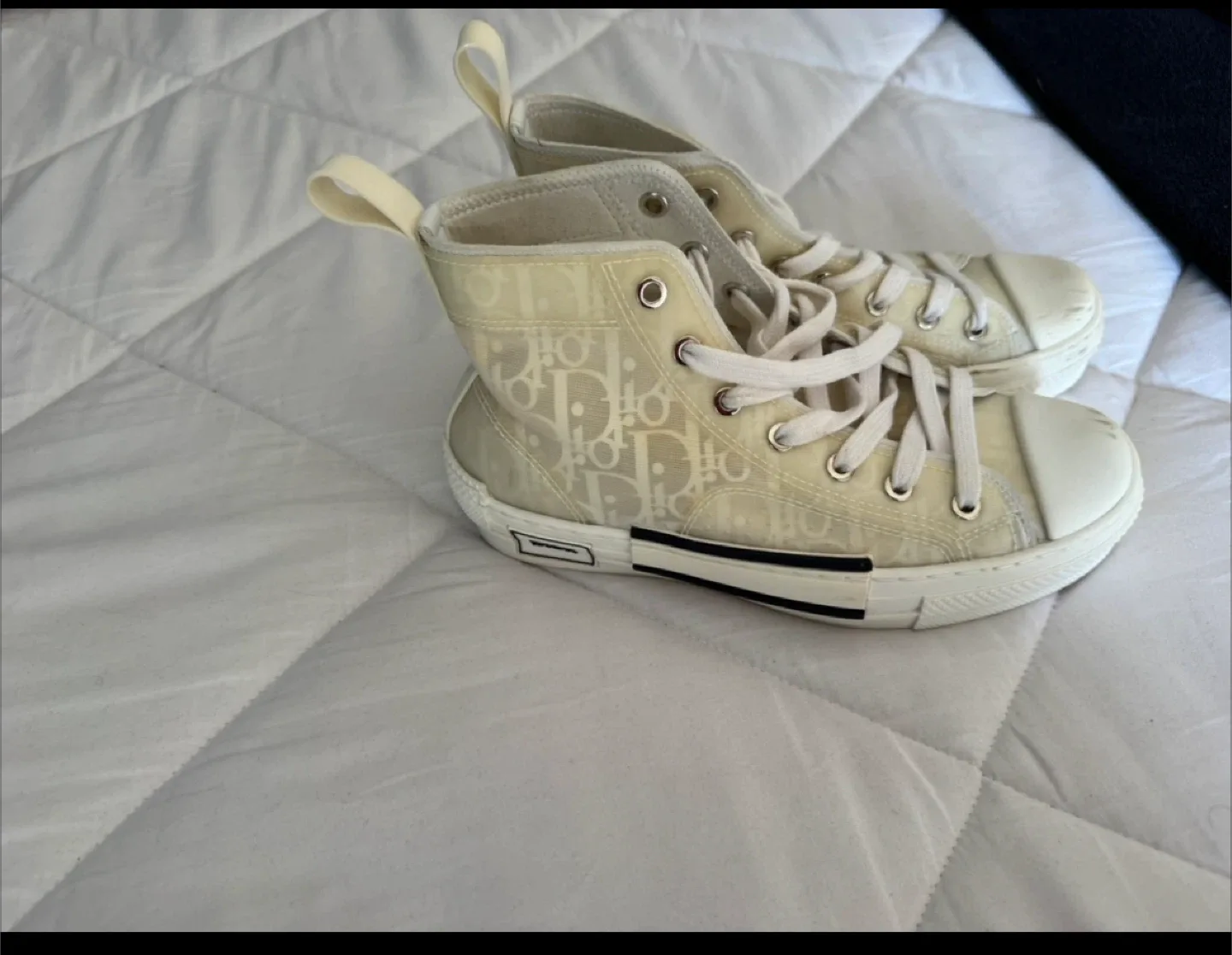 Autentic  Dior Oblique High-Top Sneakers