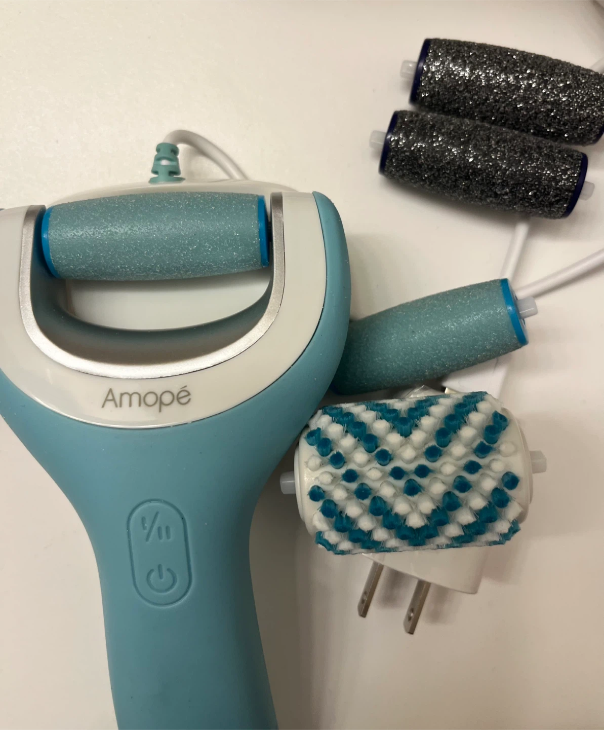 Amope Pedi Perfect Electronic Foot File - photo 3