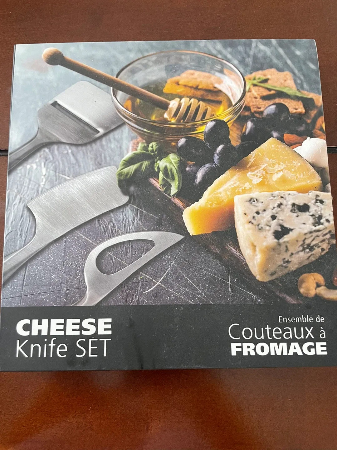 NEW! 3 Piece Cheese Knife Set