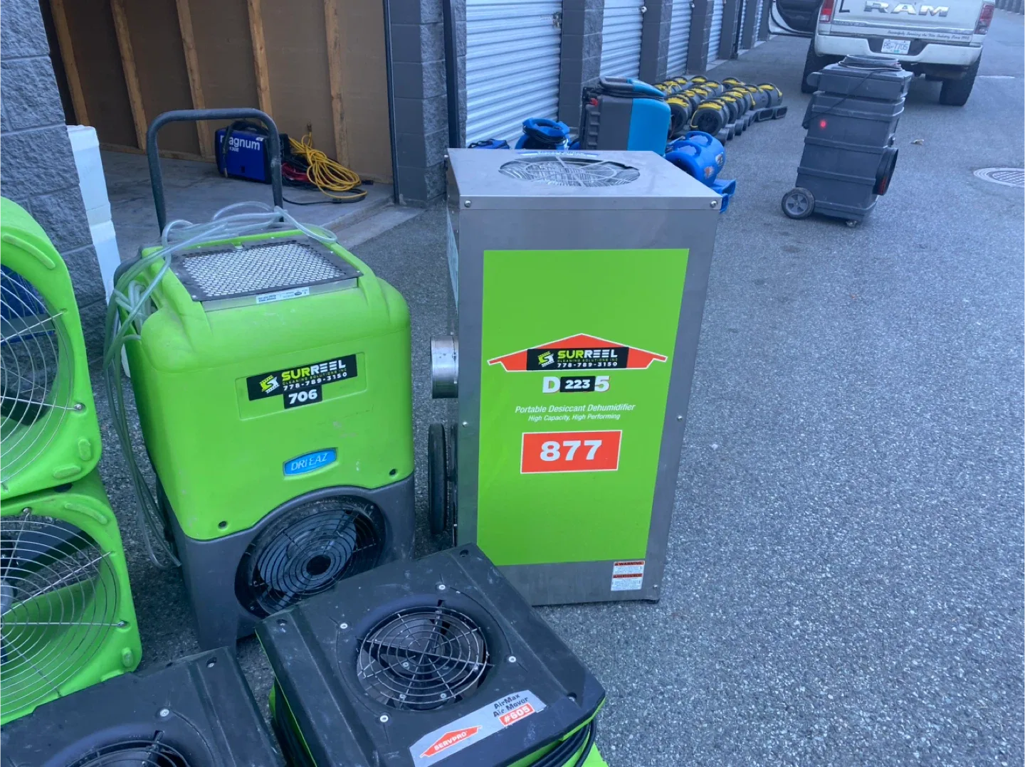 Restoration  equipment dehumidifiers and fans image indicator(5)