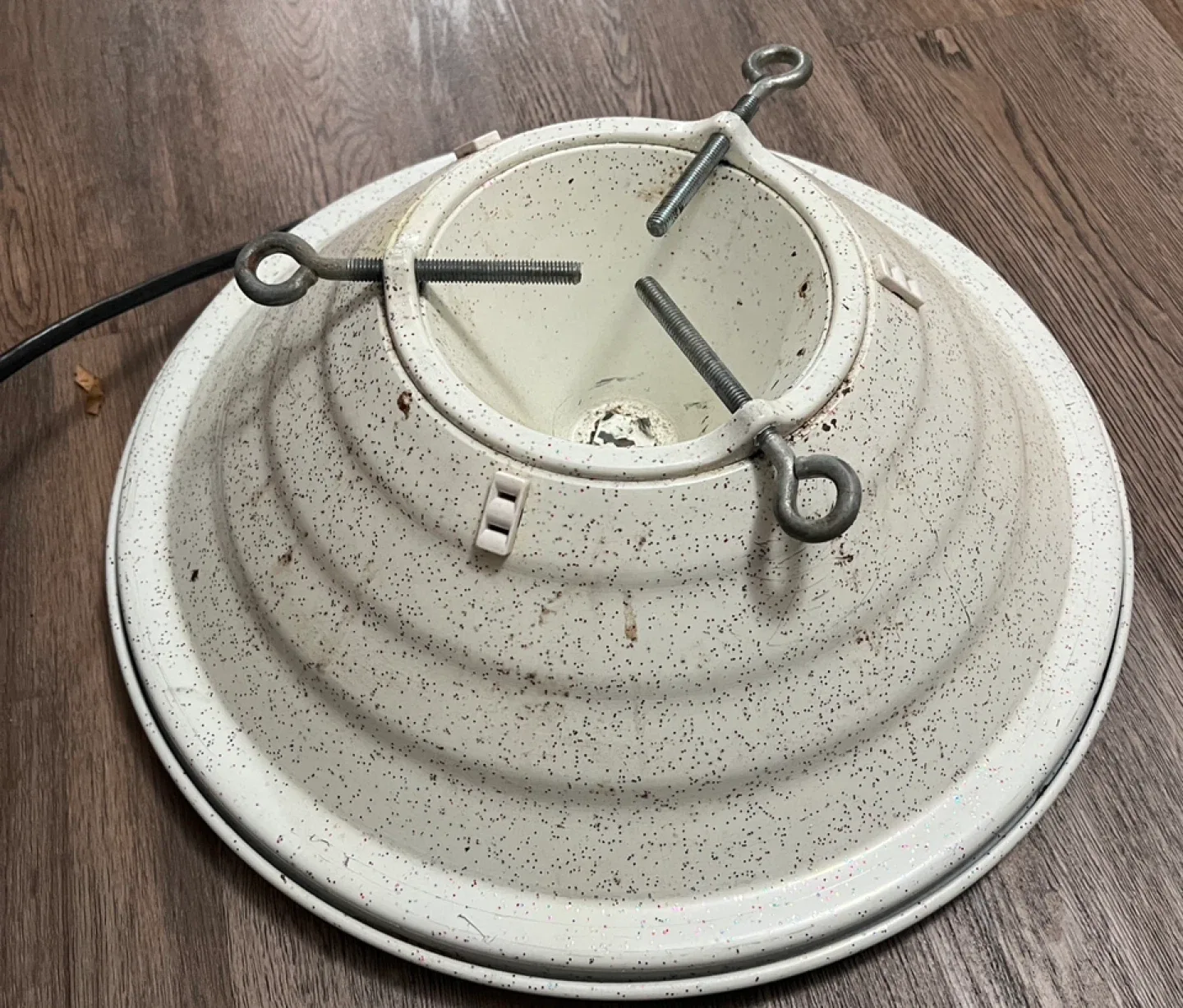 Rotating 360* and musical Christmas tree stand