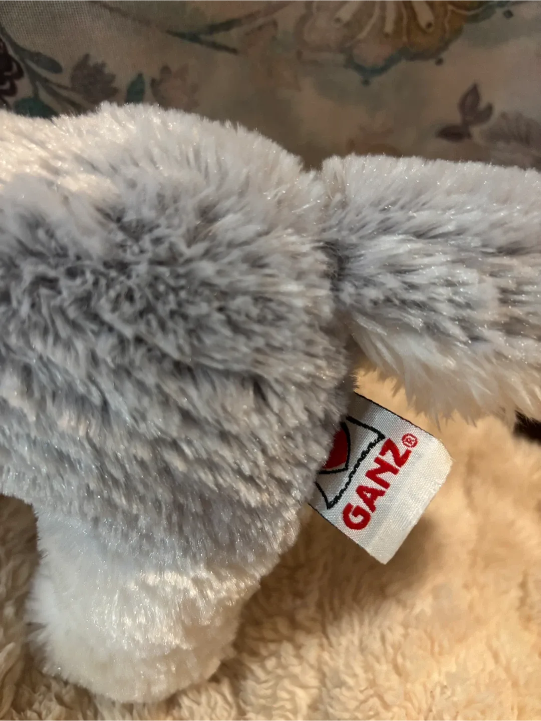 🐺 💙 GANZ Grey & White Plush Husky - 11” Long 🧸 image indicator(10)