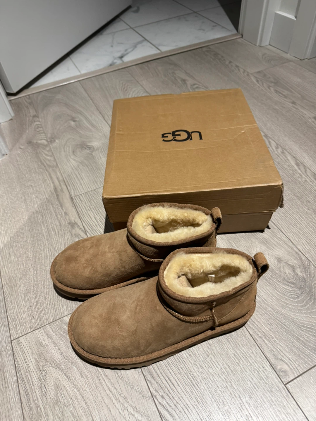 UGG W Tazz Slipper - Chestnut - Size 7 (Like New!) - photo 5