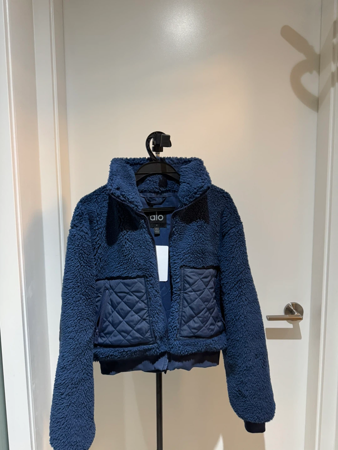 ALO Sherpa Jacket - Size Medium