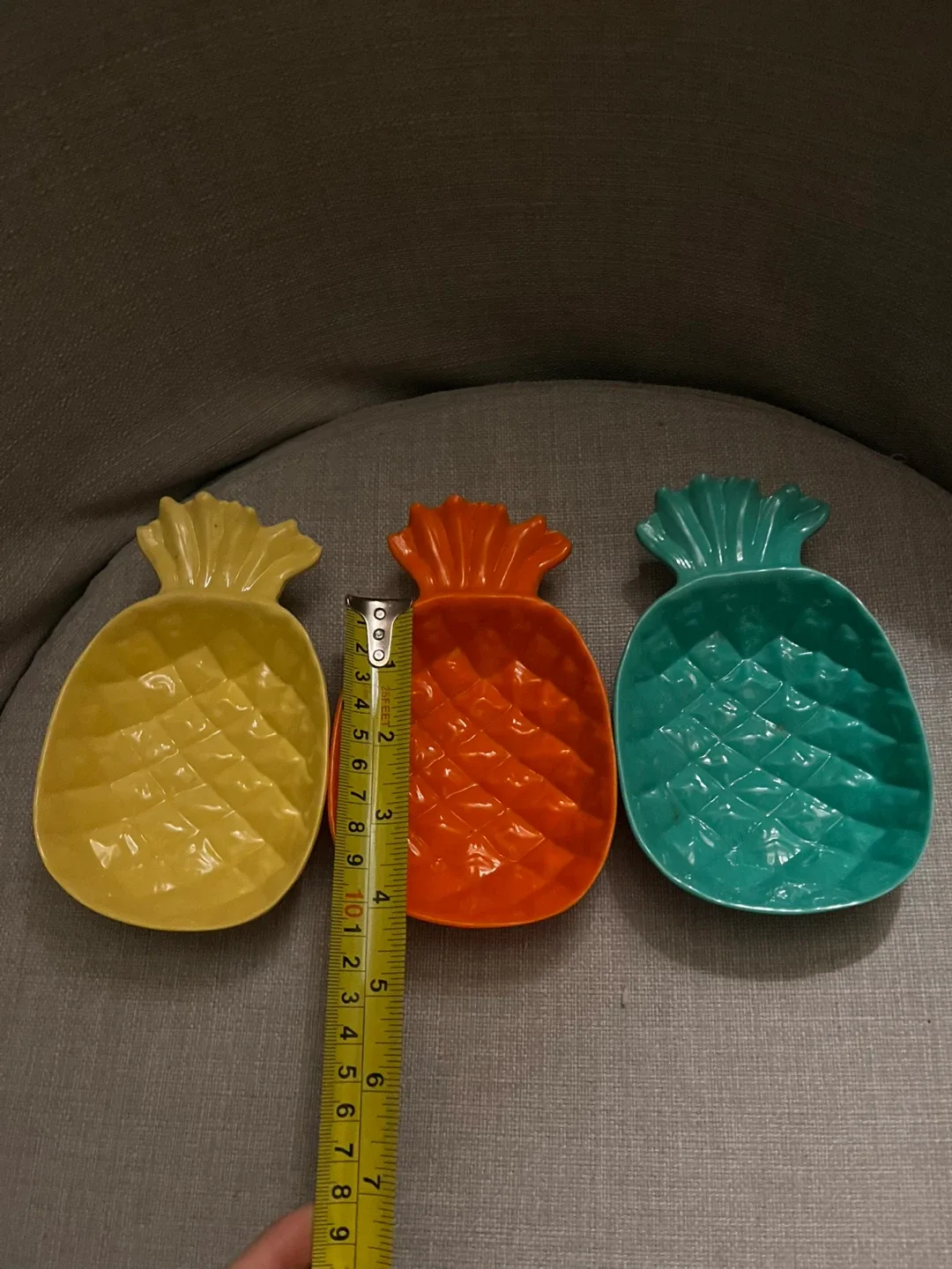 Mela-Ware Pineapple Dishes - Set of 3