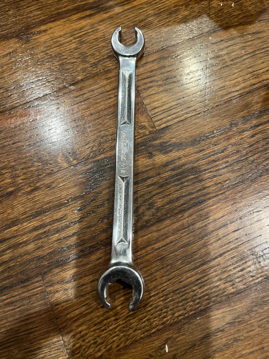 Snap.  On.    Flare.  Wench.  (. New. ).