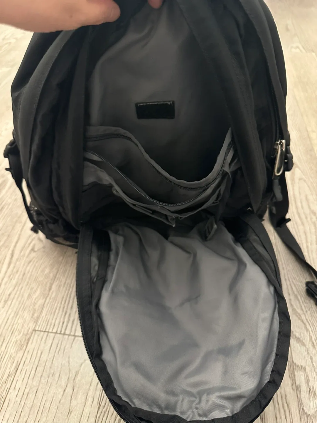 The North Face Borealis Backpack - Black image indicator(6)