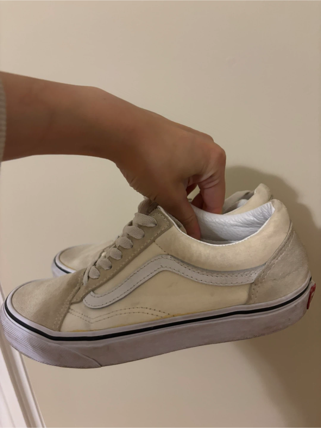 Vans Old Skool Off White Sneakers