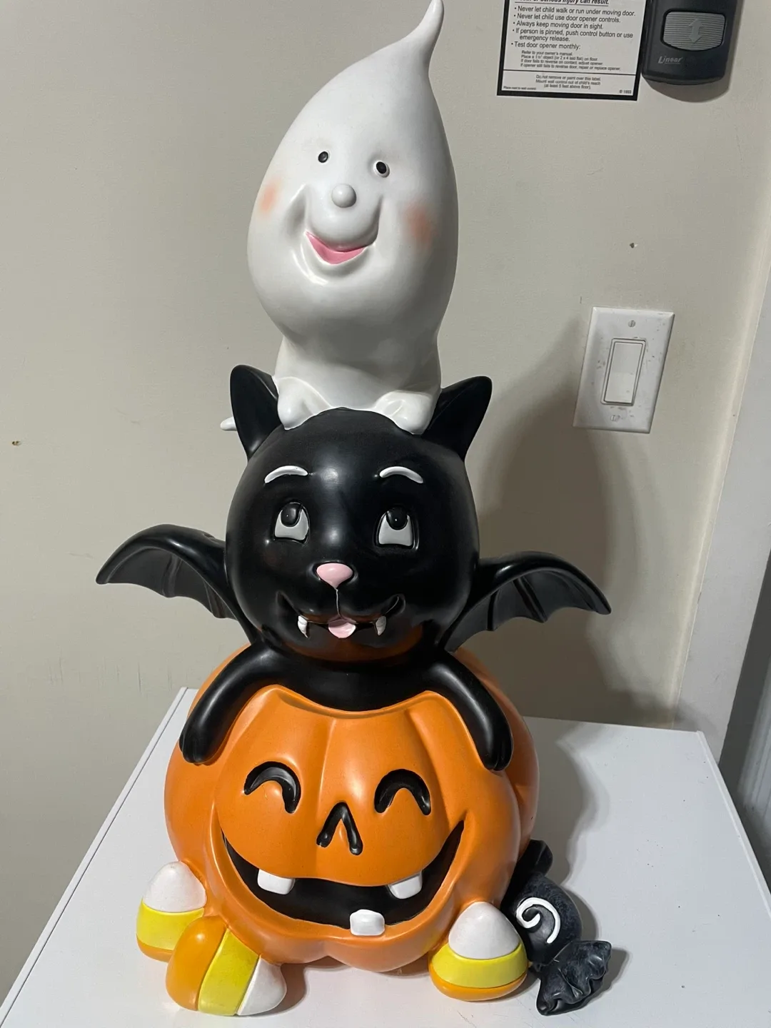 Halloween Decor: Ghost, Bat & Pumpkin