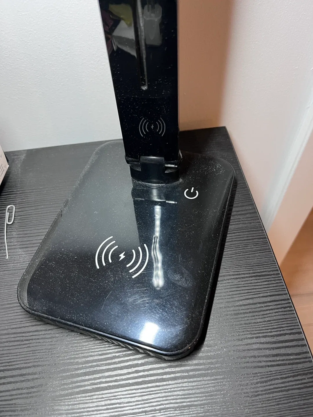 Black LED Desk Lamp with Wireless Charger image indicator(2)