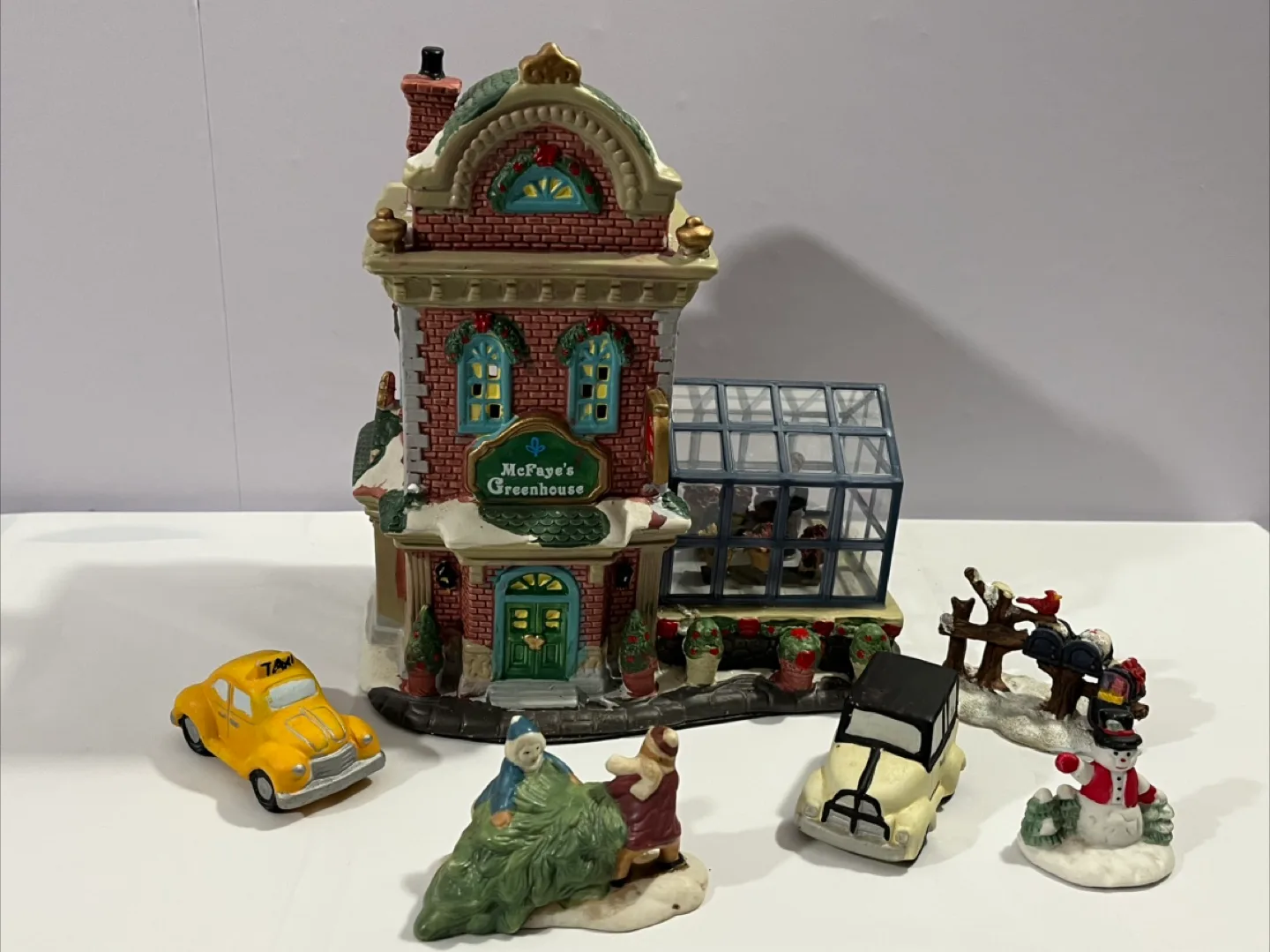 McFaye's Greenhouse Christmas Set image indicator(2)