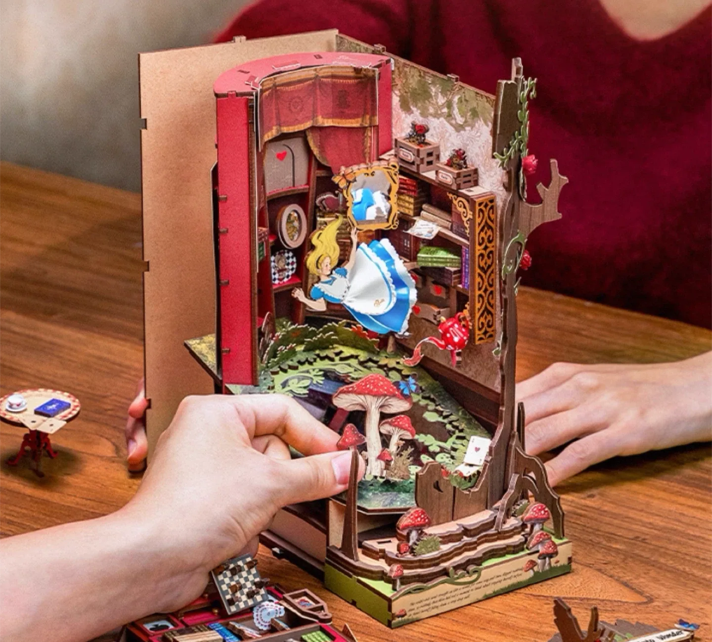 DIY Alice in Wonderland Book Nook Kit with lights image indicator(2)