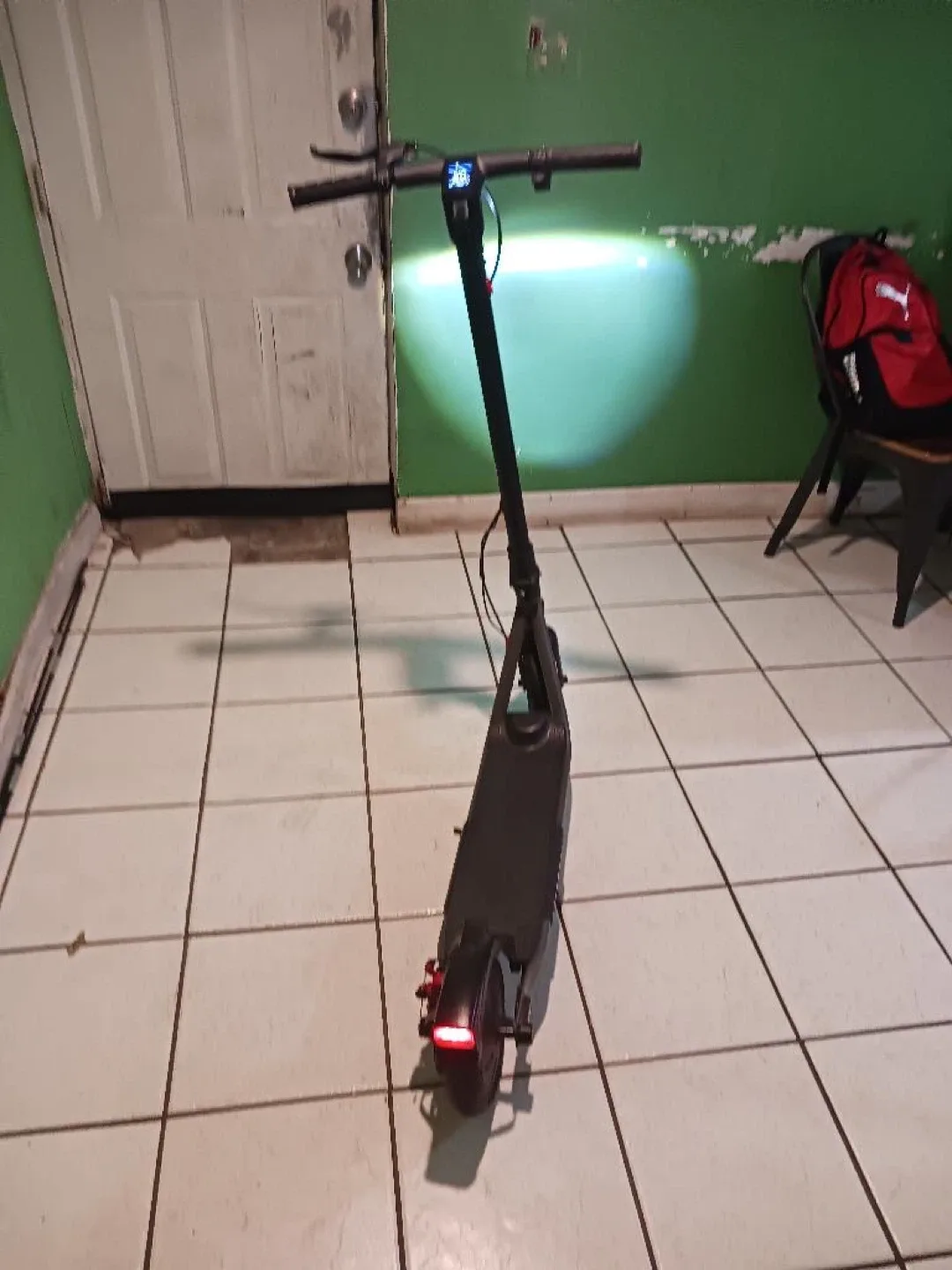 Electric Scooter - Great Condition! image indicator(7)