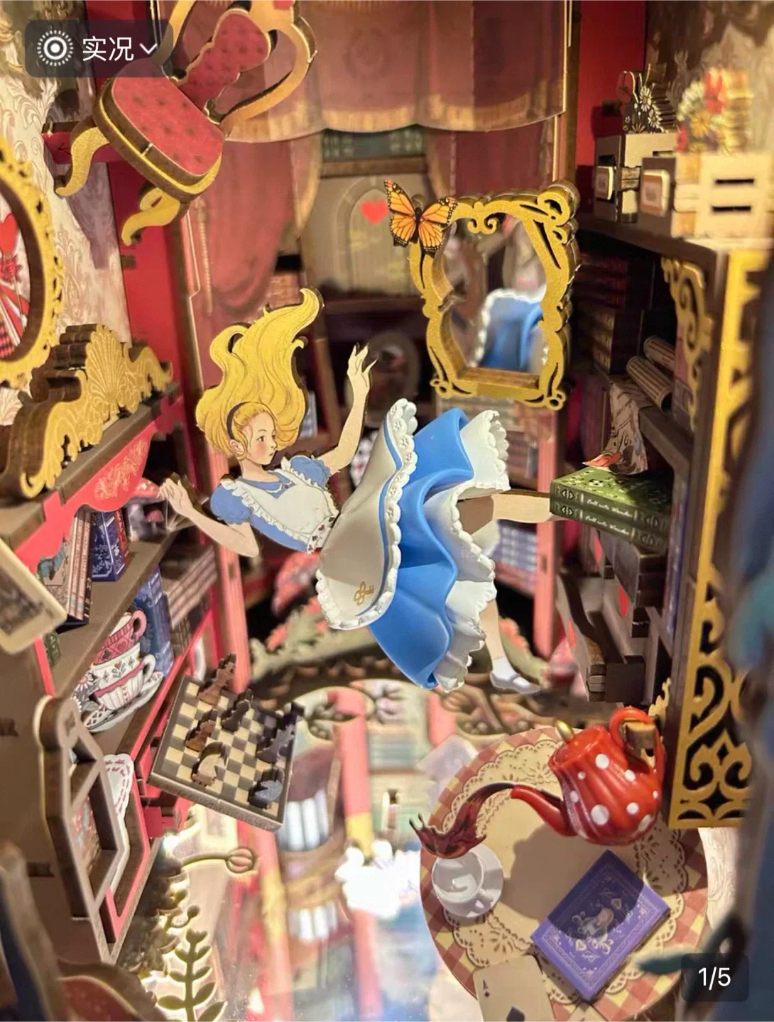 DIY Alice in Wonderland Book Nook Kit with lights image indicator(3)