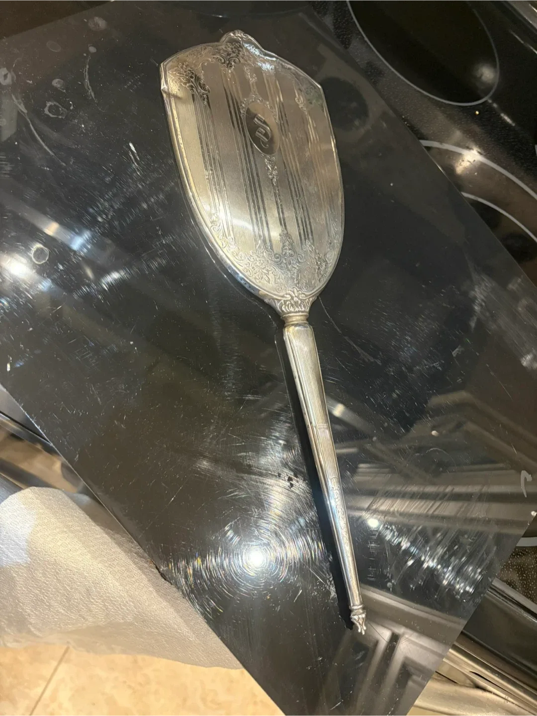 Vintage Sterling Silver Hand Mirror image indicator(4)