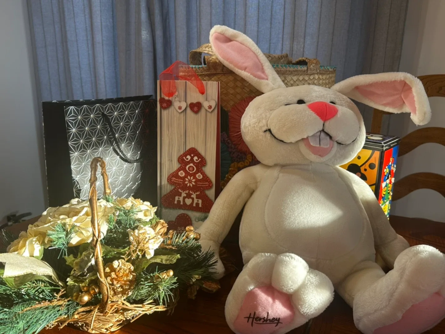 Hershey's Plush Easter Bunny