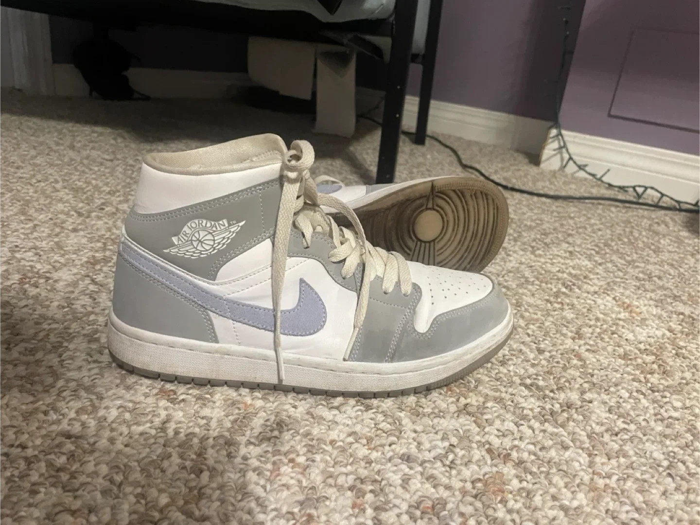 Nike Air Jordan 1 Mid sneakers - Womens 8.5 image indicator(5)