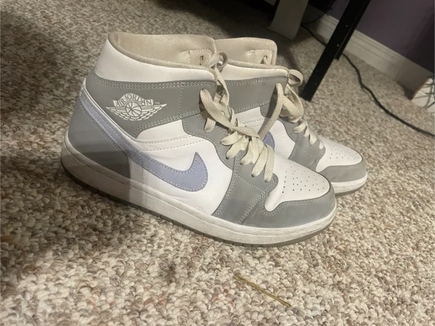 Nike Air Jordan 1 Mid sneakers - Womens 8.5 image indicator(6)