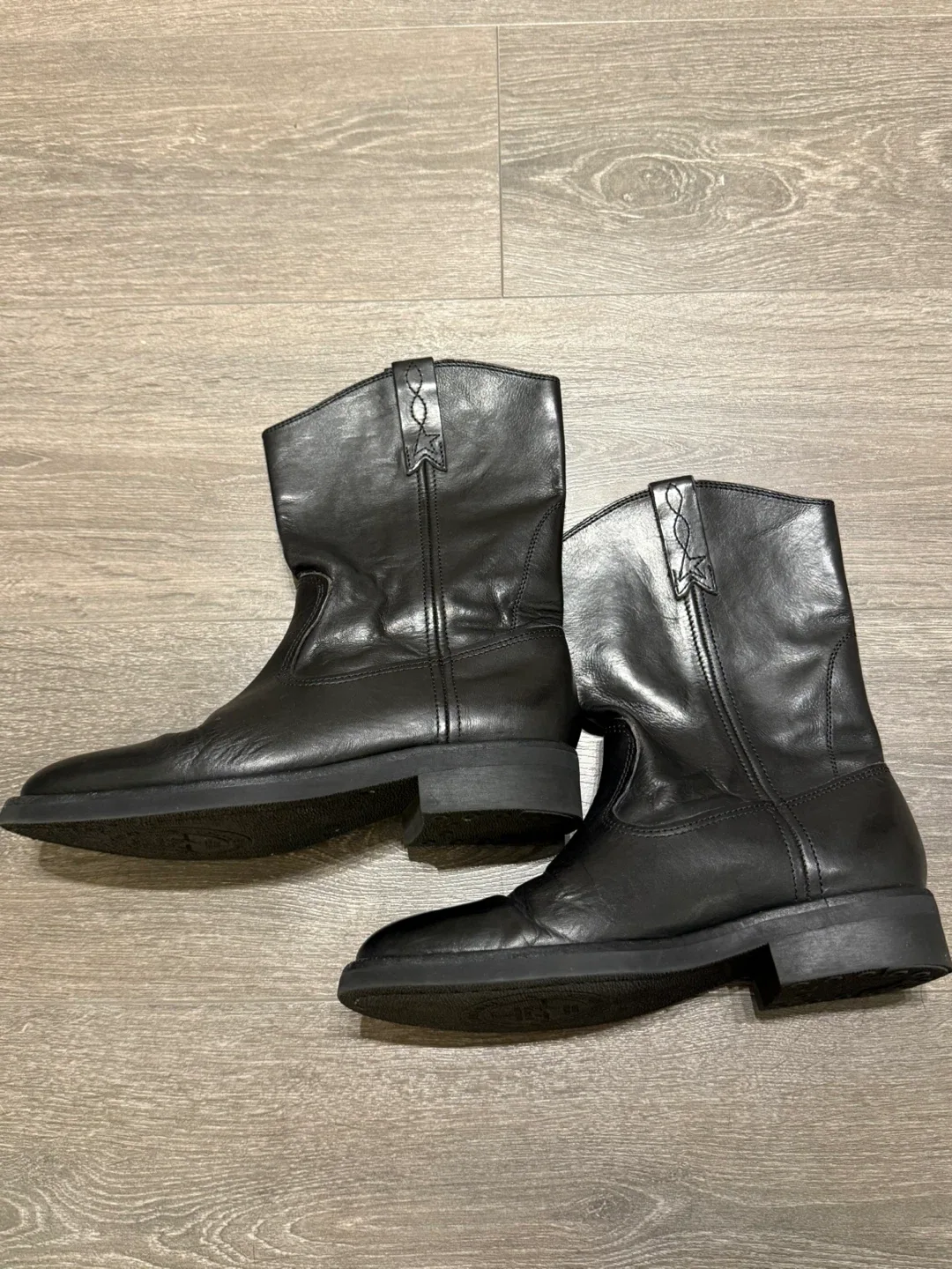 Golden Goose Black Leather Biker Boots size 38 Italy image indicator(4)