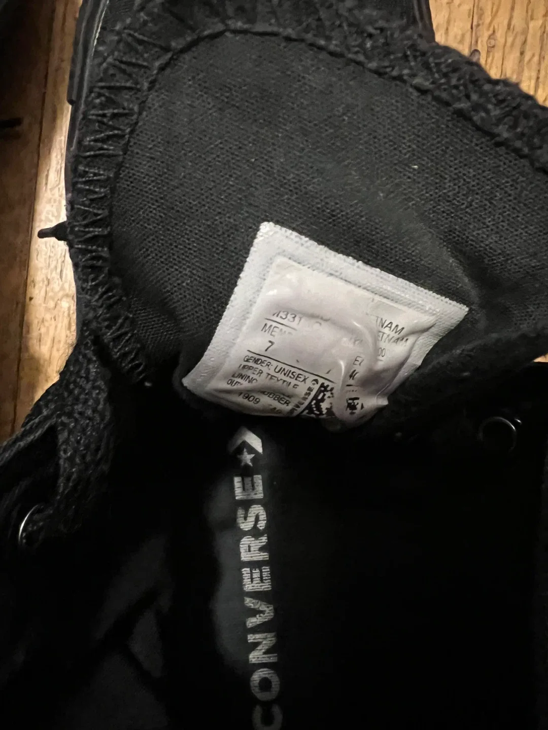 Converse Chuck Taylor All Star High Top - Size 7 image indicator(4)