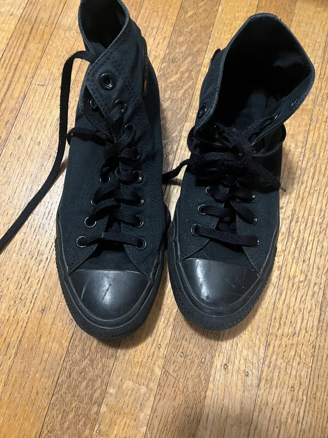 Converse Chuck Taylor All Star High Top - Size 7