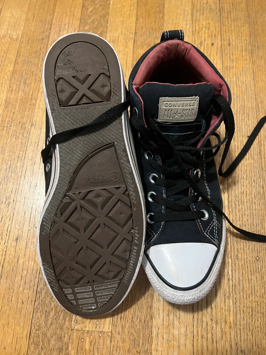 Converse All Star High Top Sneakers, Size 8 image indicator(3)