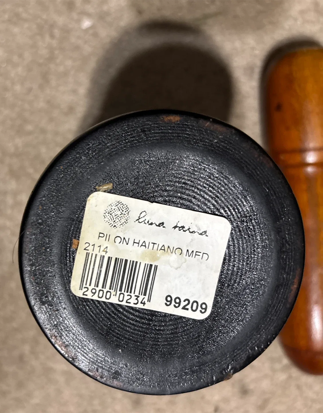 Pilon Haitiano hand-carved Mortar & Pestle image indicator(4)