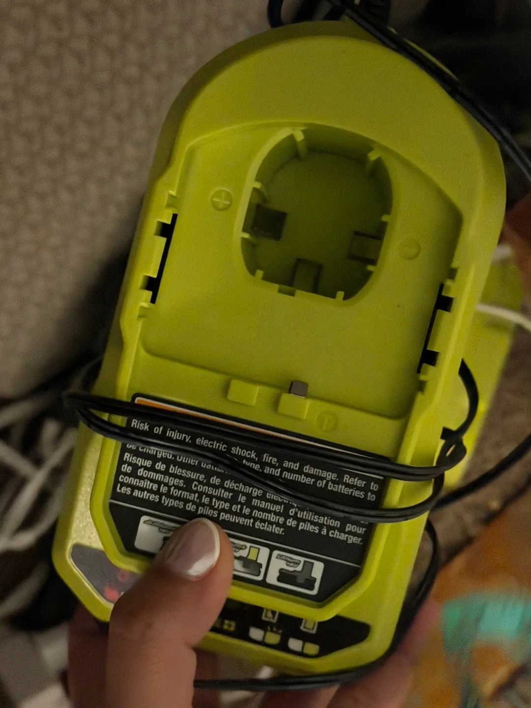 Ryobi Battery Charger image indicator(2)