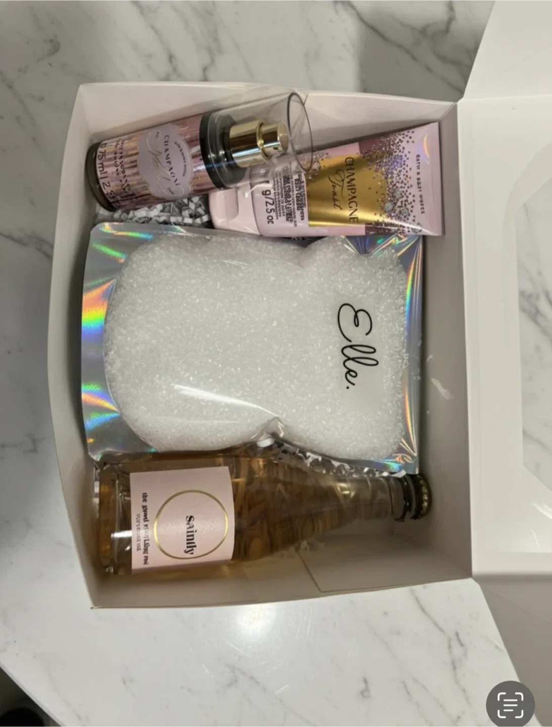 Champagne + chill gift set with cbd bath salt image indicator(3)