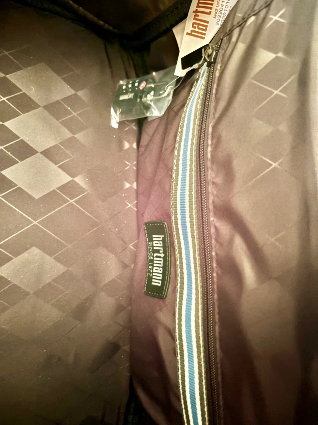 Hartmann Duffle Bag New w/Tags image indicator(9)