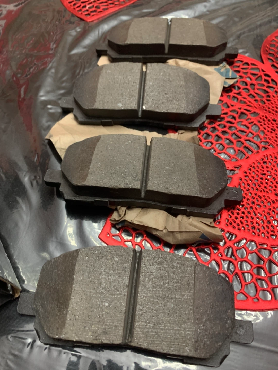 Bendix Premium Brake Pads SBC884 **Missing Clips** - photo 2