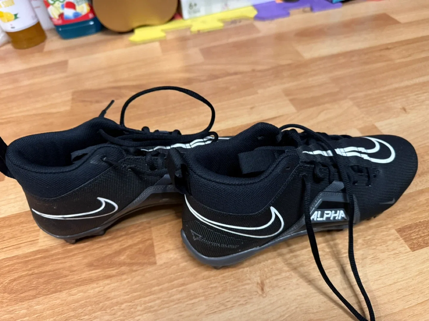 Nike Alpha Menace Football Cleats - US 8.5